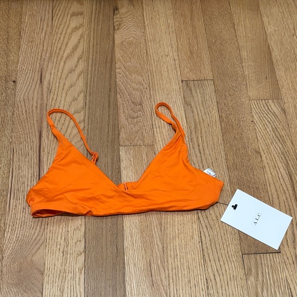 ‼️ALC bikini top‼️ - Picture 1 of 3